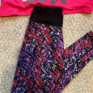 💜Buttery soft Zumba multicolor leggings